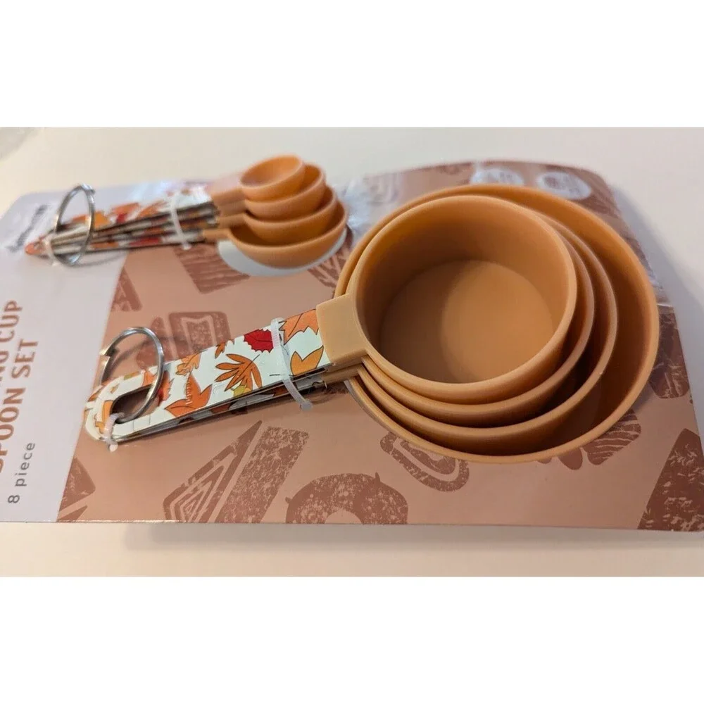 Fall Leaves Measuring Cups and Spoons Plastic Metal Handles Rings Kitchen 8-Pc